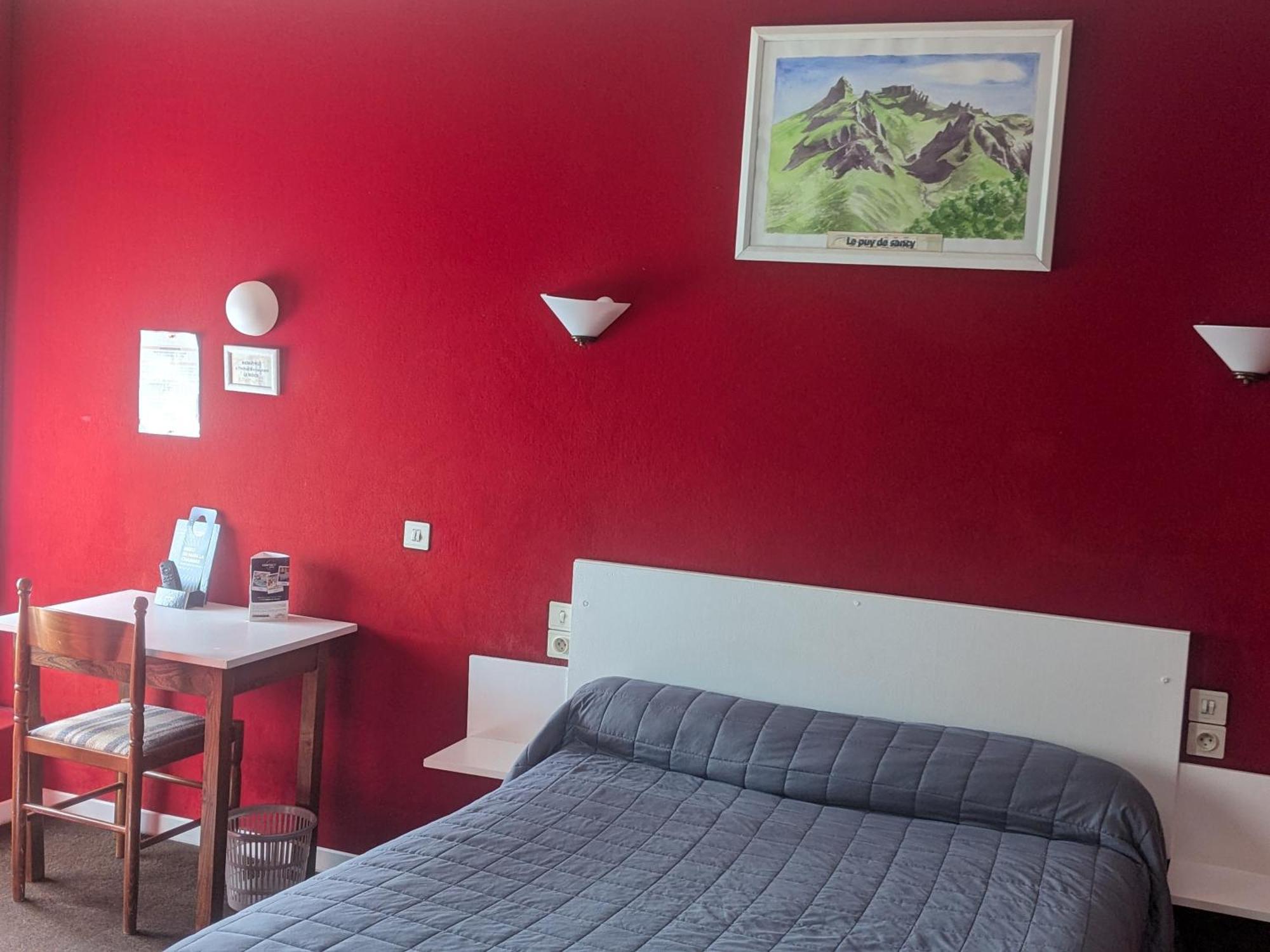 Le Rider Hotel Bort-les-Orgues Exterior photo